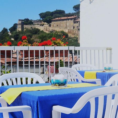 Cav Approdo Aparthotel Castiglione della Pescaia Exterior photo